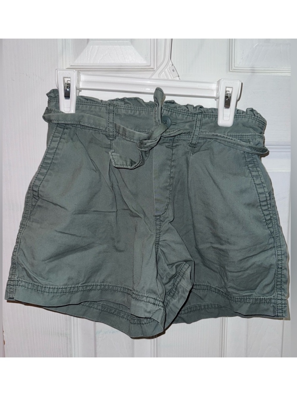 GAP Kids Girls Green Paperbag Waist Belted Shorts Size 10 Large